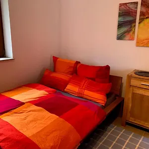 Monteuerswohnung Am Bauernhofweg In Nahe S-bahnhof Apartment